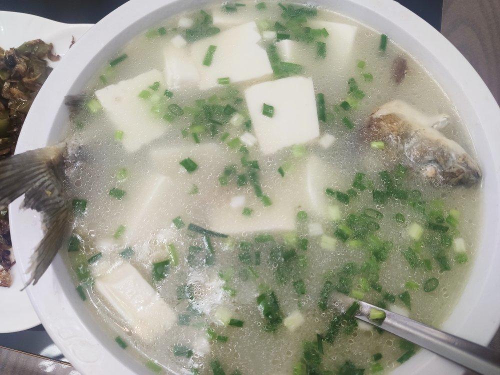 奶白鲫鱼汤，很多人第一步就错了
