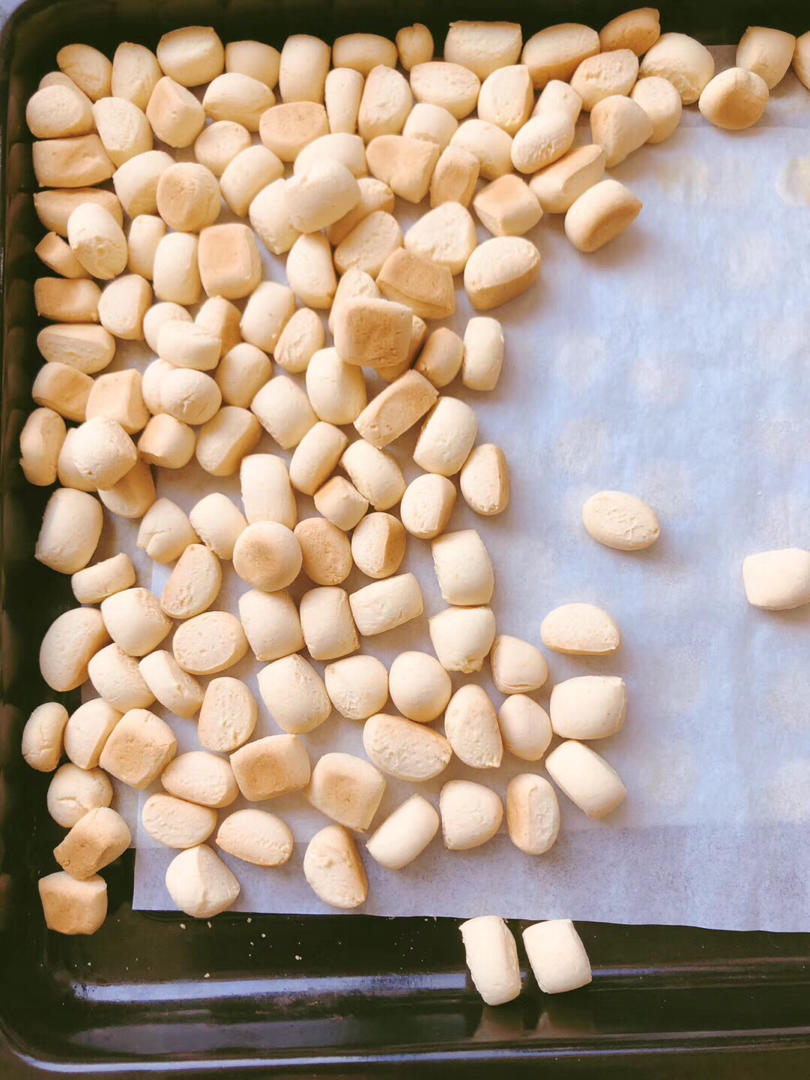 宝宝零食—酥香小馒头