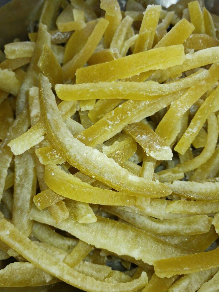 起沙挂霜柚子皮糖