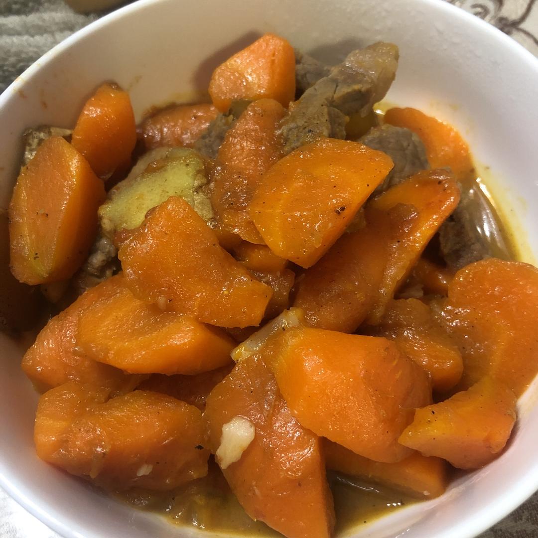 胡萝卜炖牛肉