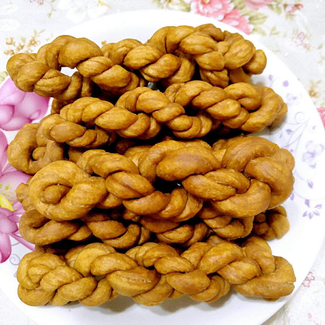 鸡蛋小麻花