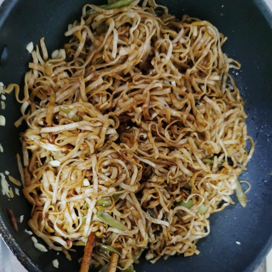 地道老北京扁豆焖面 豆角焖面 太好吃小心吃撑哦
