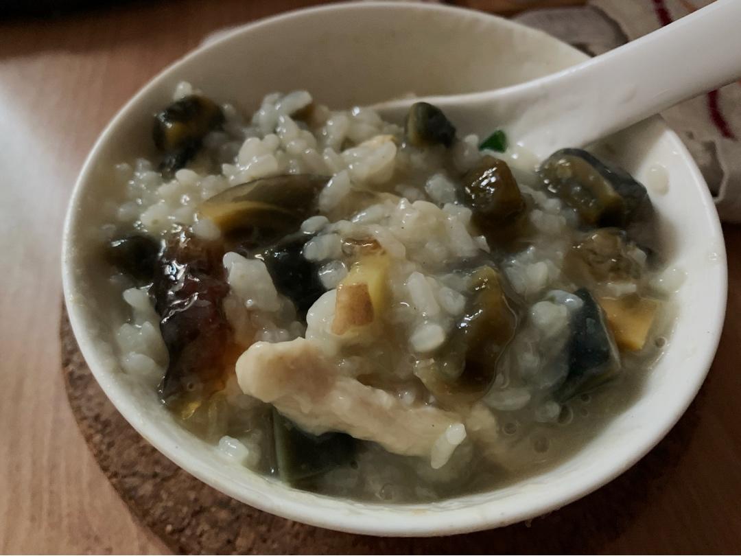 十五分钟快手之香滑皮蛋瘦肉粥(附五分钟电饭煲电压力锅更快捷方法)