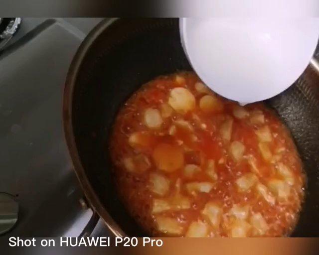 新手菜谱减脂餐  番茄巴沙鱼豆腐汤的做法
