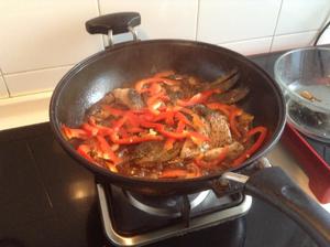 鲤鱼烧秋茄的做法 步骤7