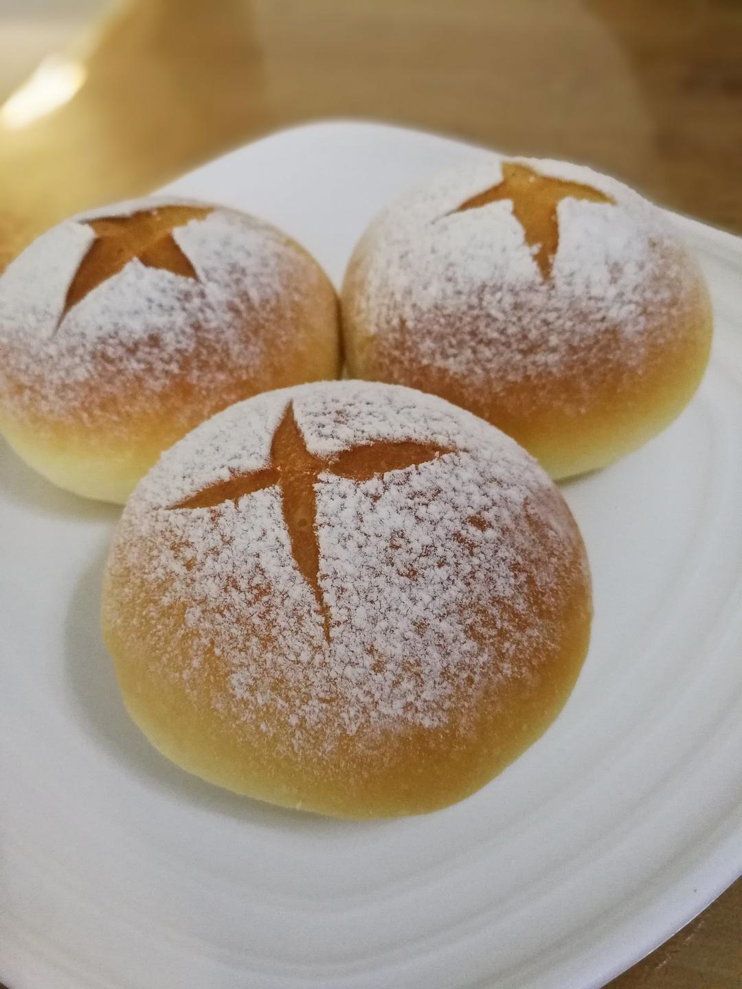 豆沙蛋黄面包～好吃到哭～