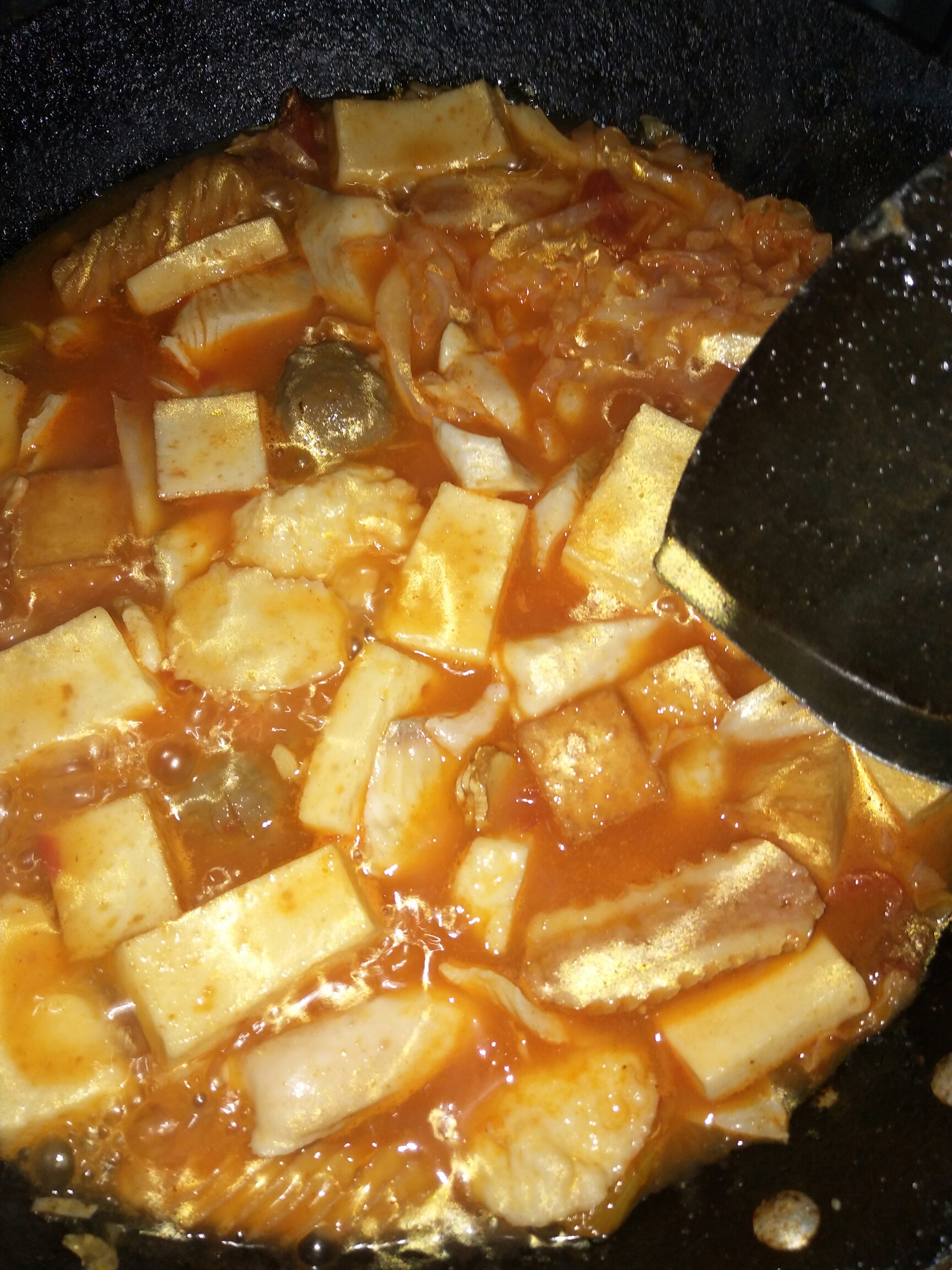 不仅酸辣开胃还能做火锅的西南美食――――贵州酸汤鱼片的做法 步骤4