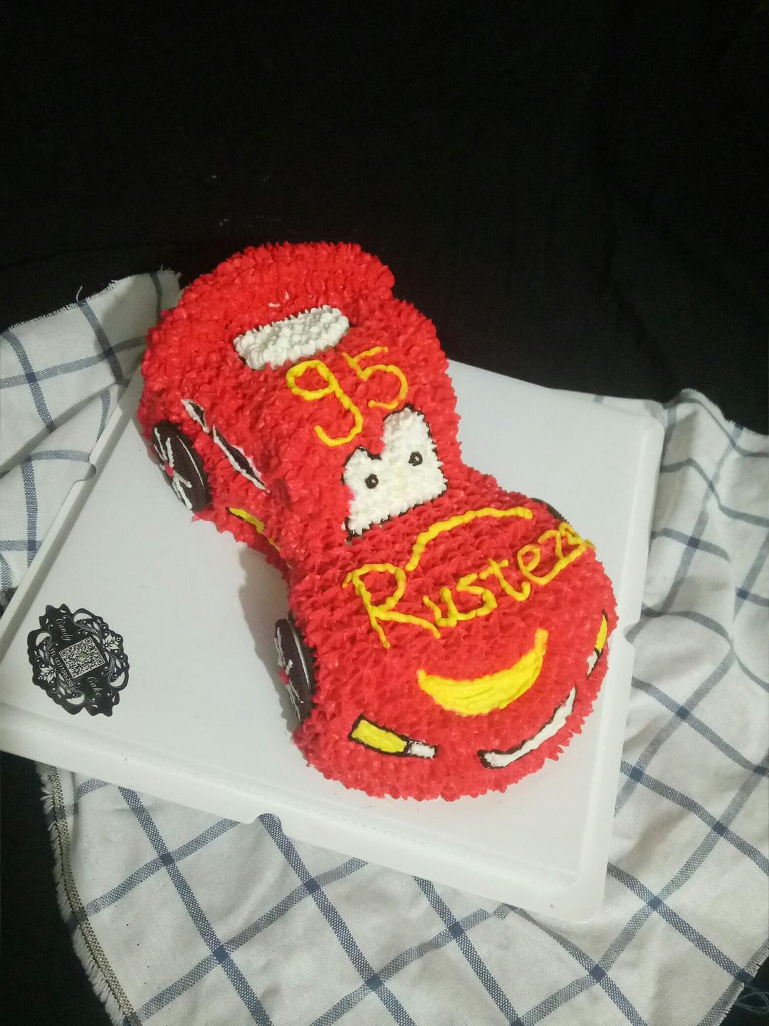 闪电麦昆~最灵动最激情的汽车蛋糕