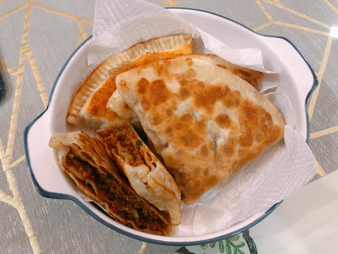 汤氏猪肉大葱肉饼