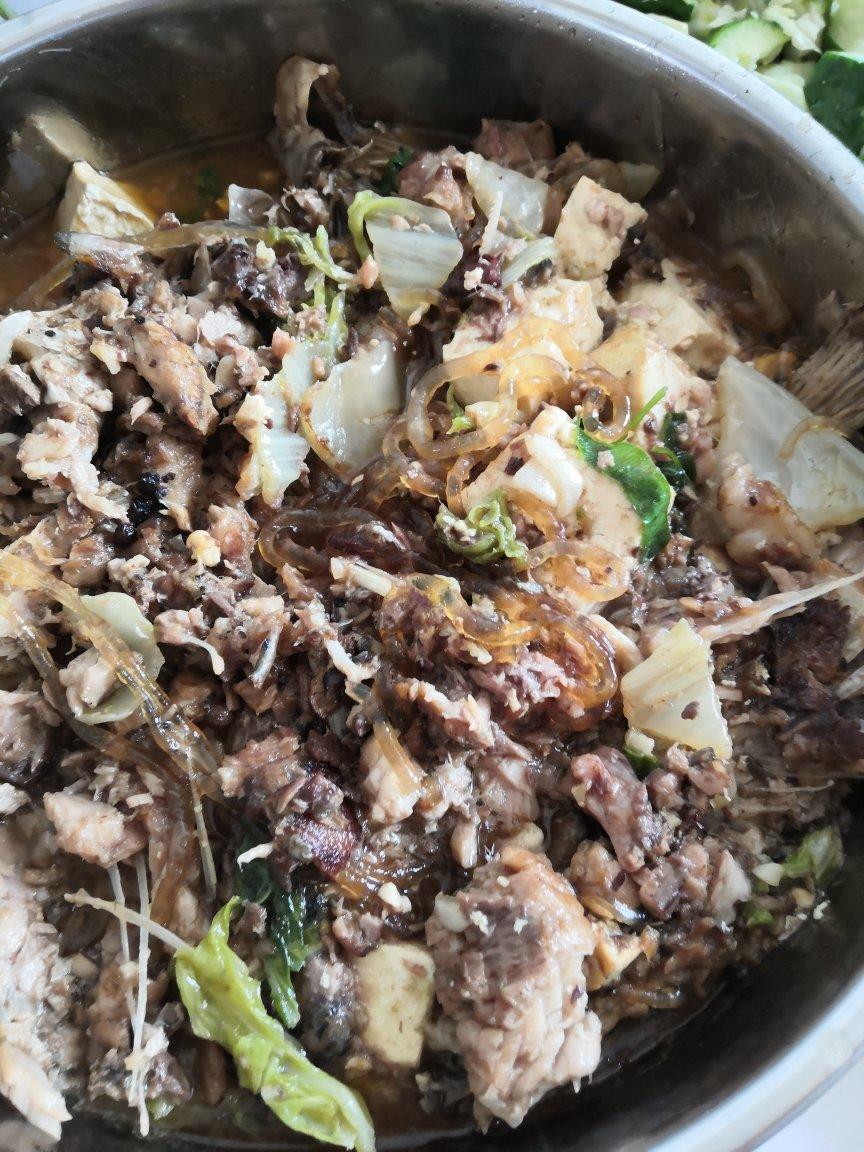 得莫利炖鱼《春江开 炖一条家乡味的开江鱼》