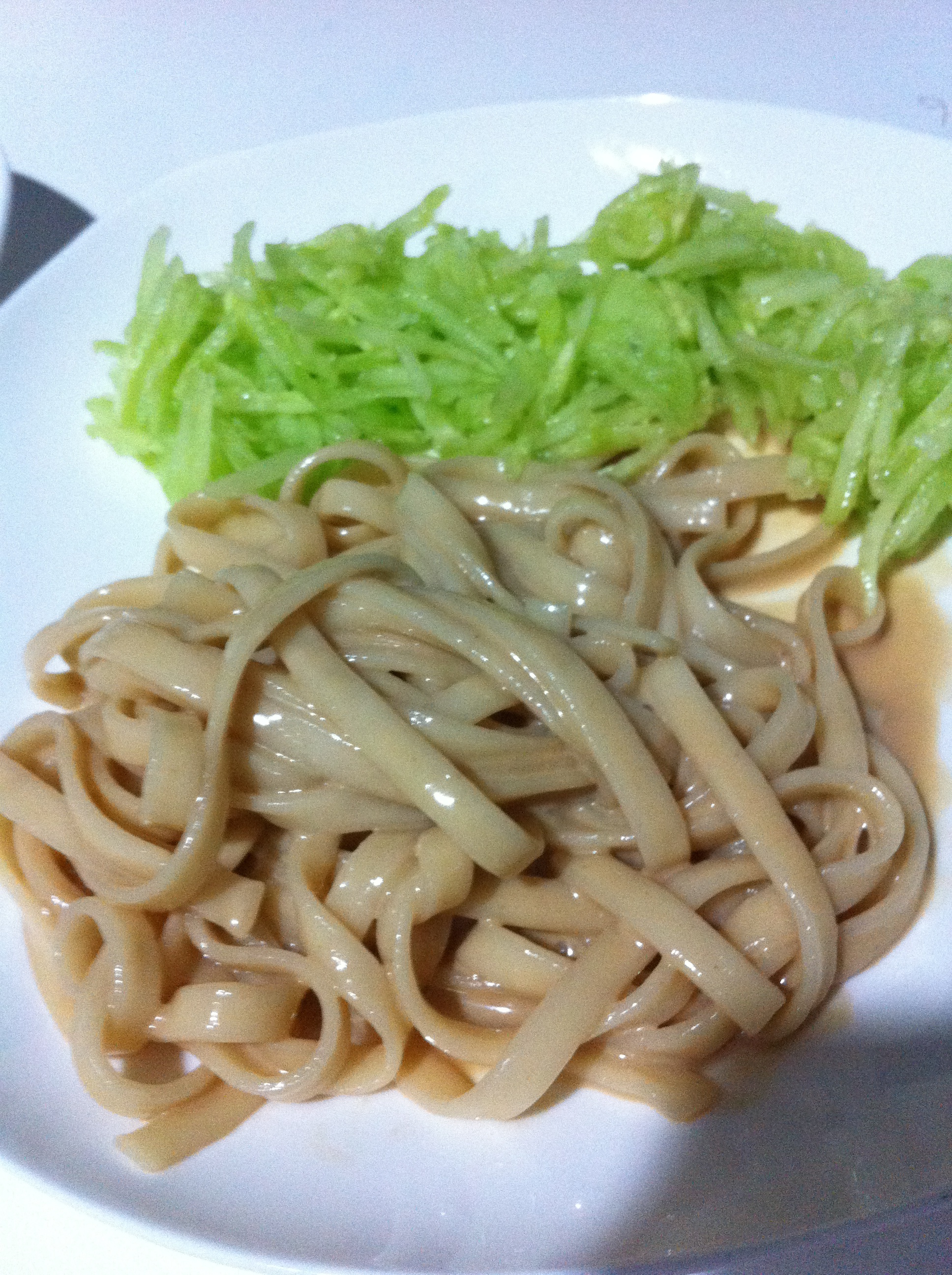 芝麻酱凉面