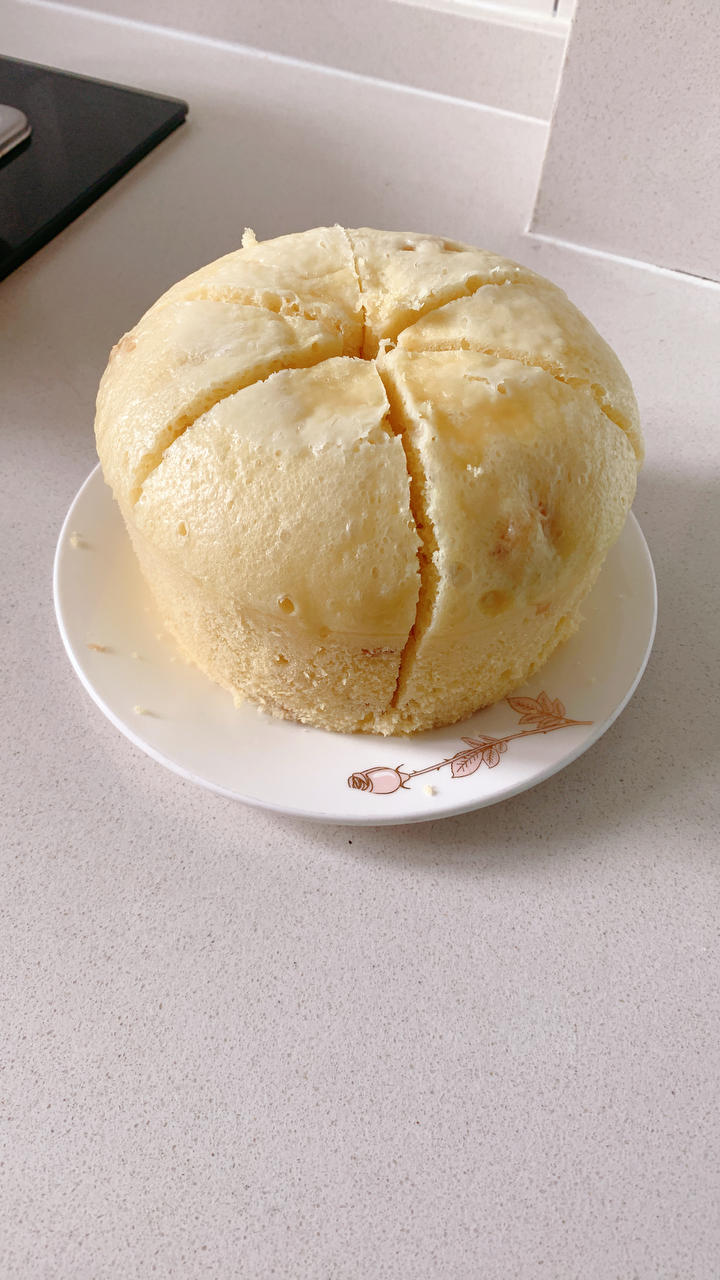松软鸡蛋大发糕