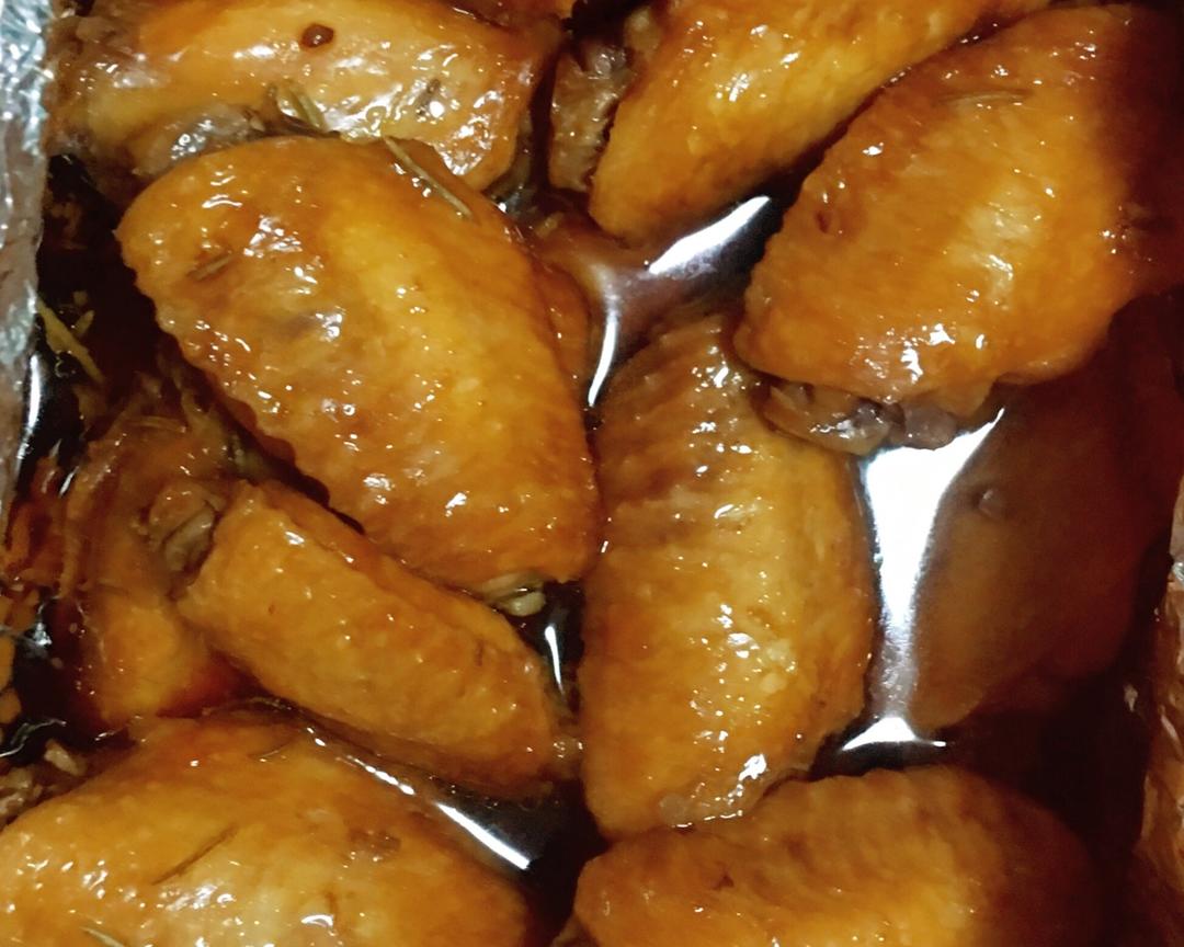 零失败的香滑迷迭香锡纸烤鸡翅