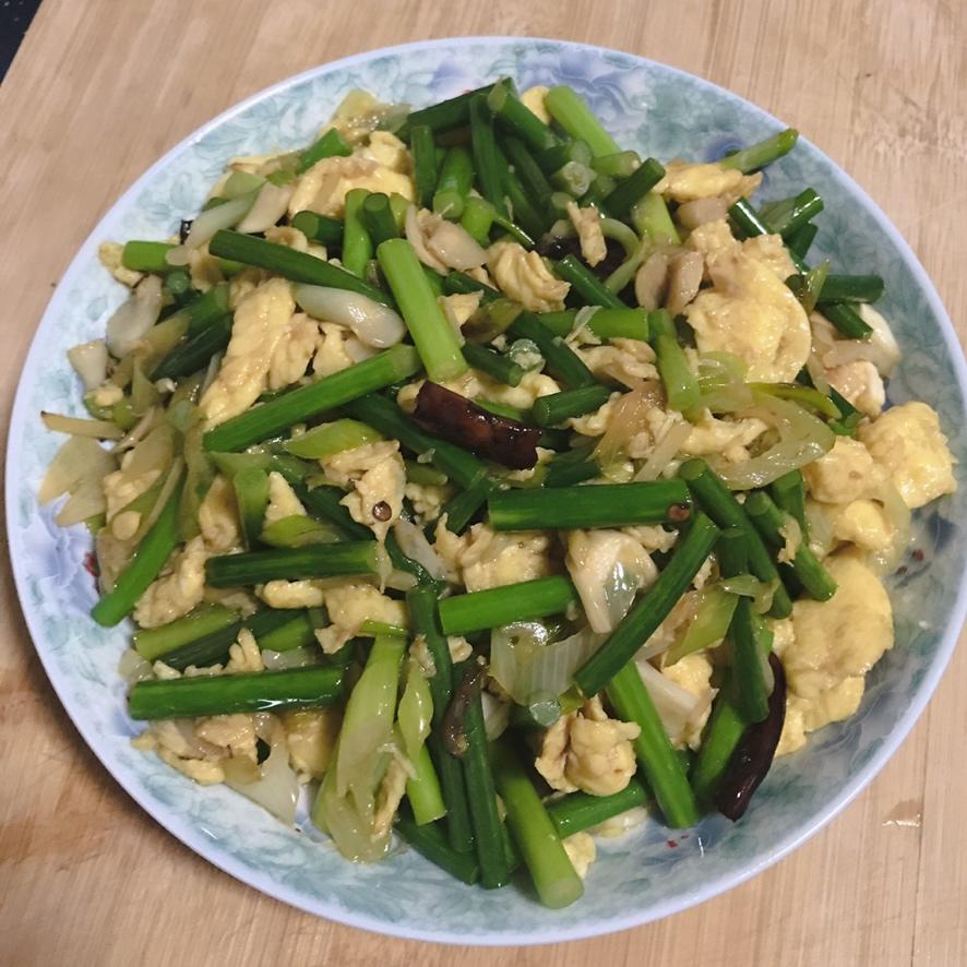 蒜薹炒鸡蛋