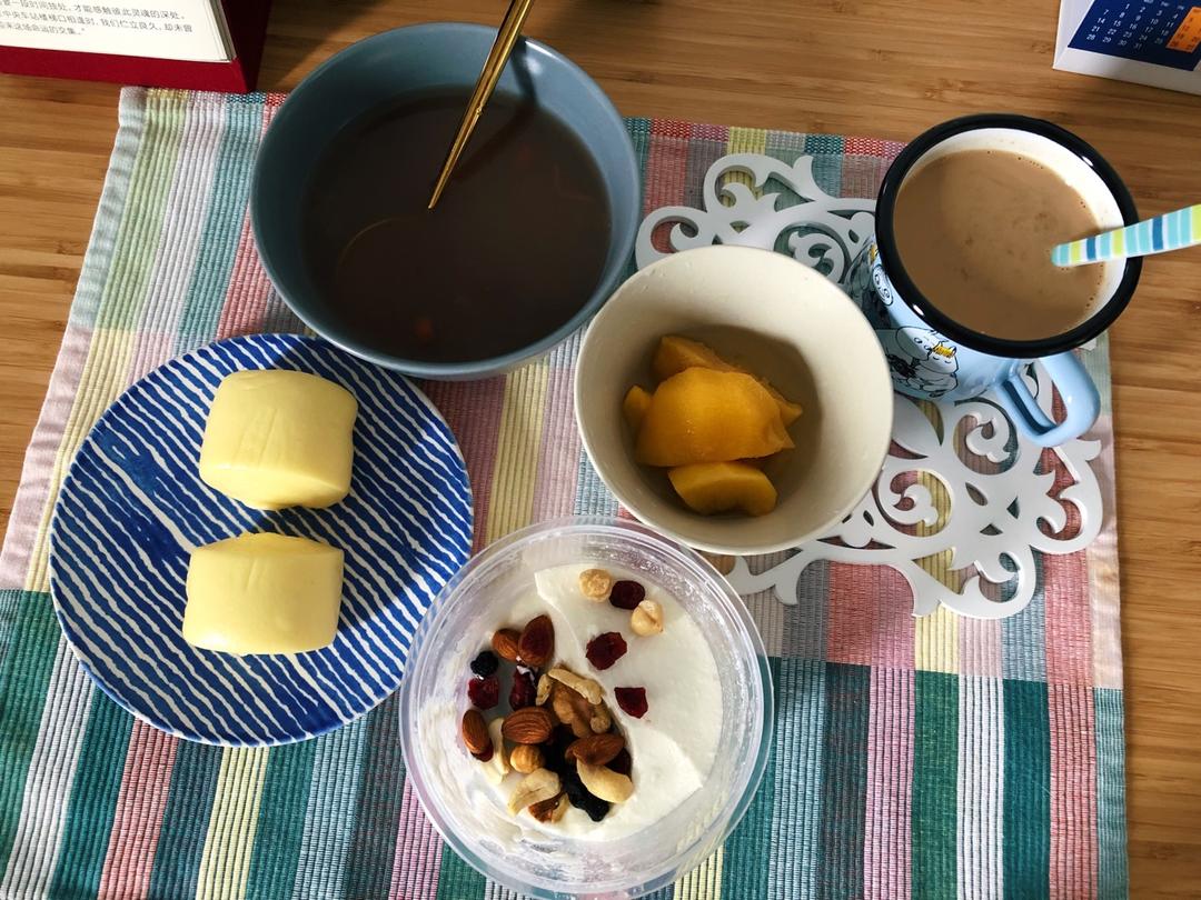 冰糖黄桃/黄桃罐头