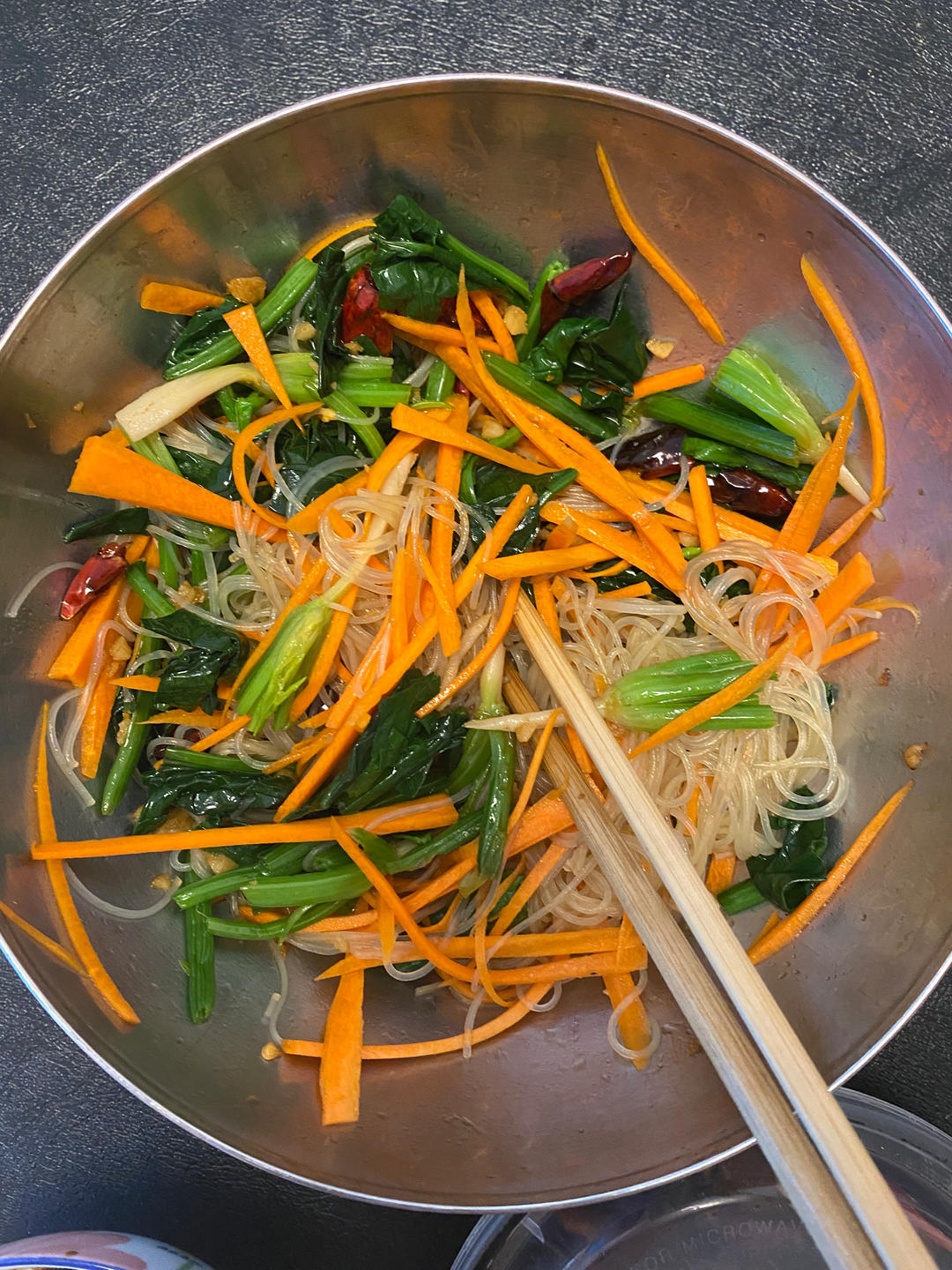 万能凉拌菜料汁（凉拌菠菜粉丝）