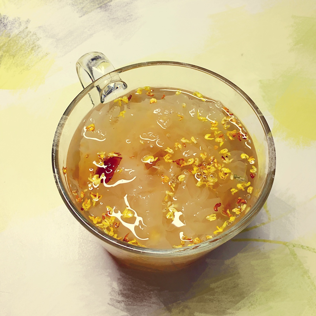 蔓越莓桃胶银耳羹