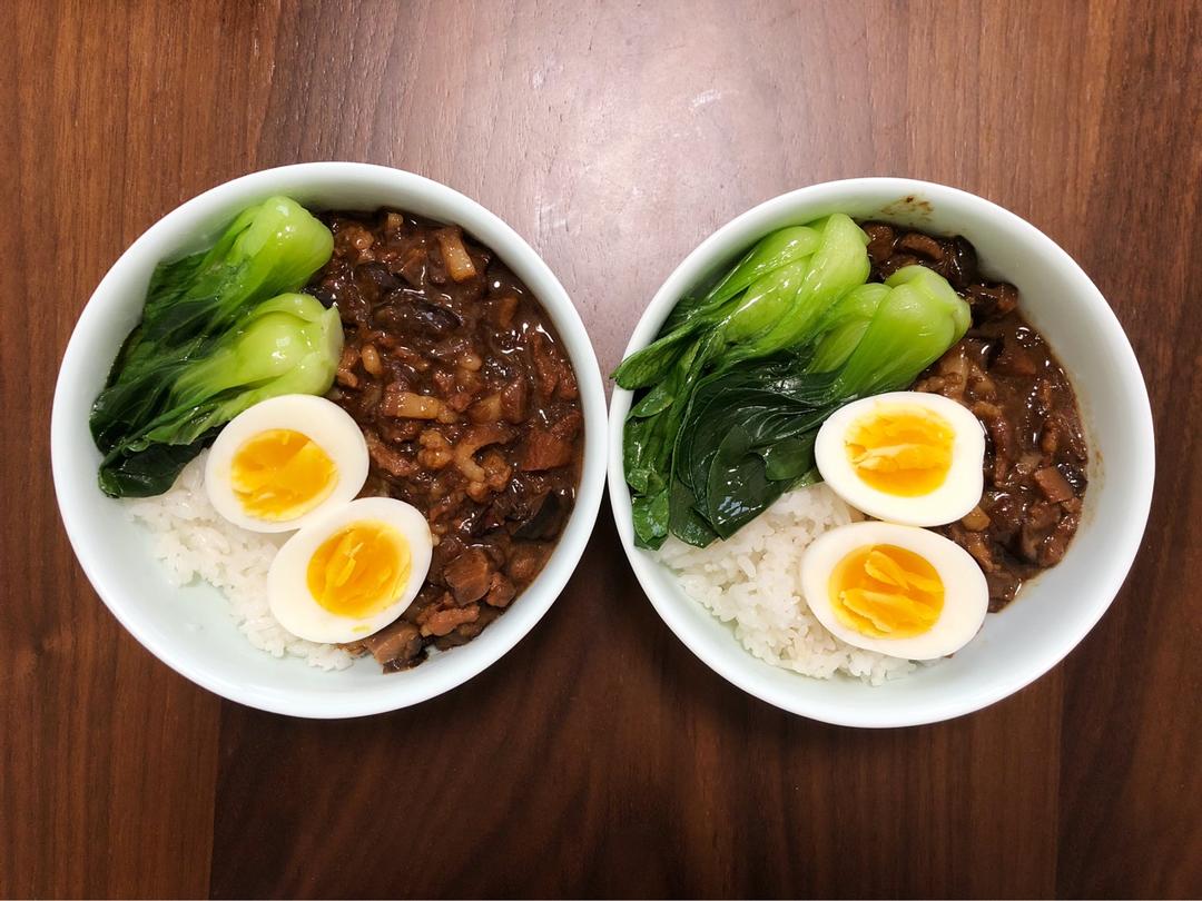 洋葱酥卤肉饭