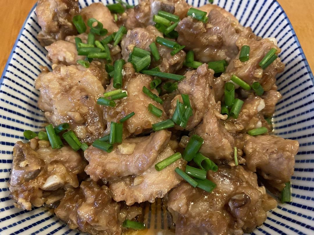 排骨怎么蒸才嫩？第一步先焯水就错了，记住这个窍门排骨嫩滑多汁