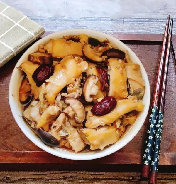 香菇红枣粉丝蒸滑鸡丨美的燃卡料理炉S5Turbo