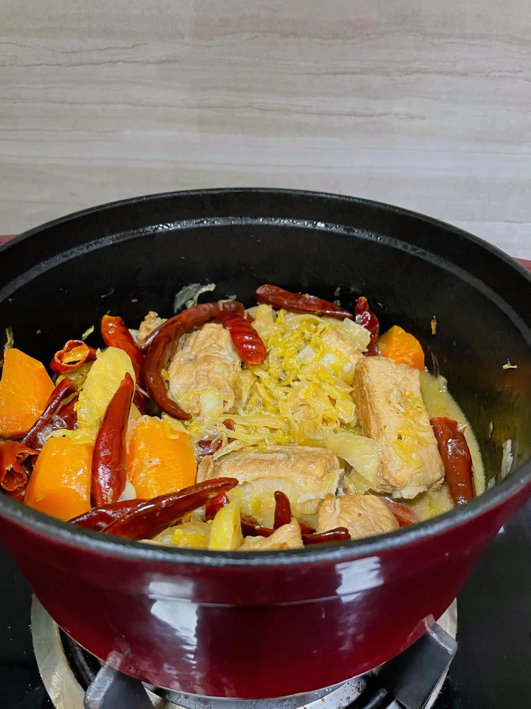 东北酸菜炖排骨