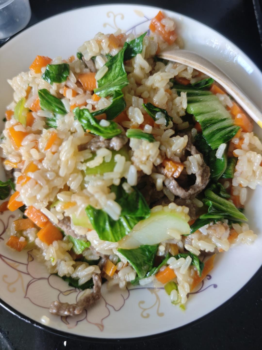 五彩牛肉炒饭