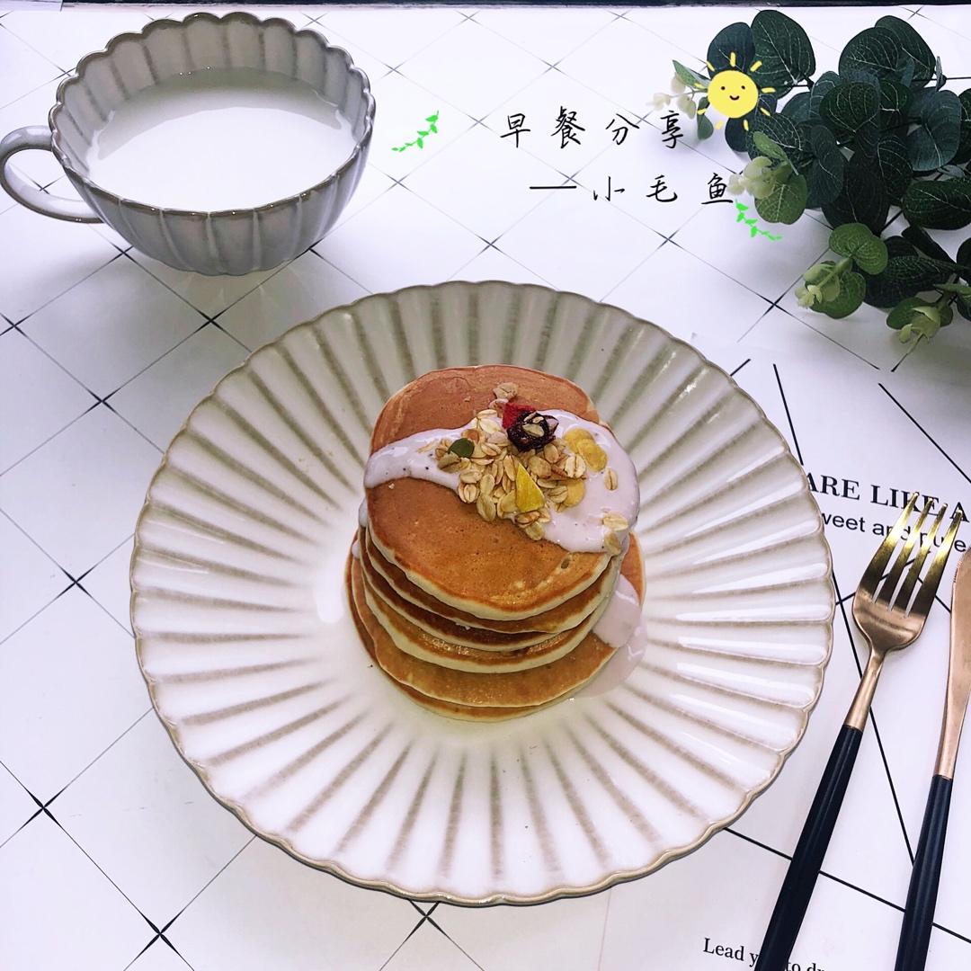 奶香四溢酸奶松饼