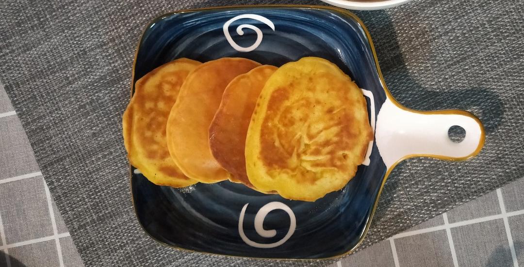 玉米面小饼子
