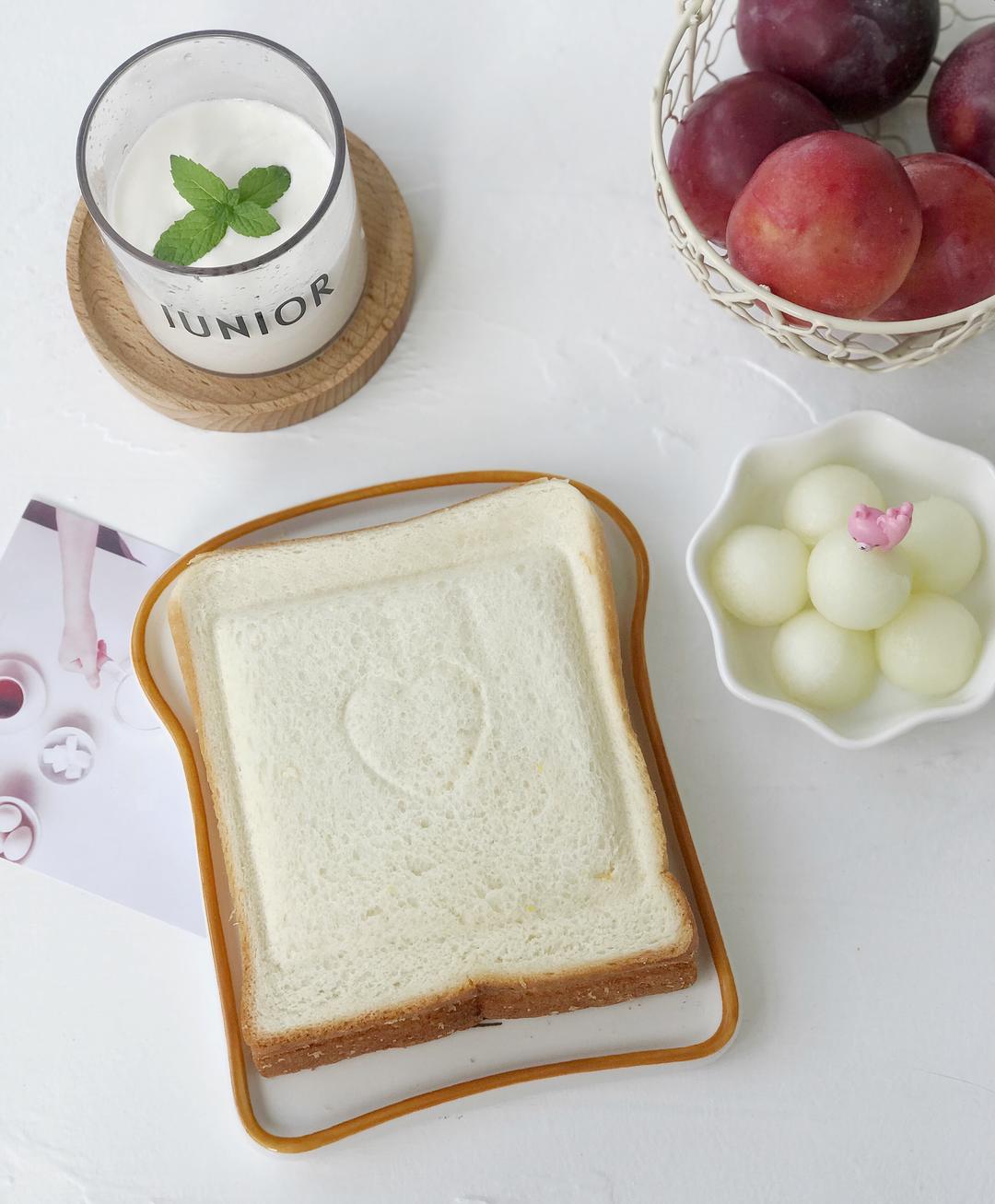 纯奶手撕吐司的做法 步骤1