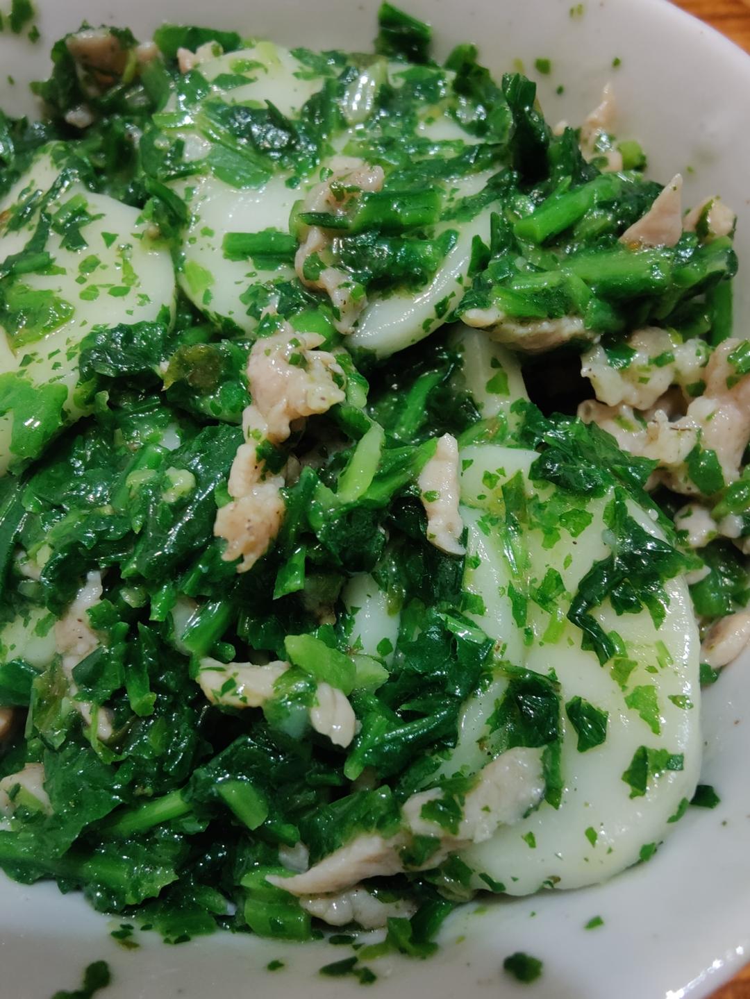 荠菜肉丝炒年糕