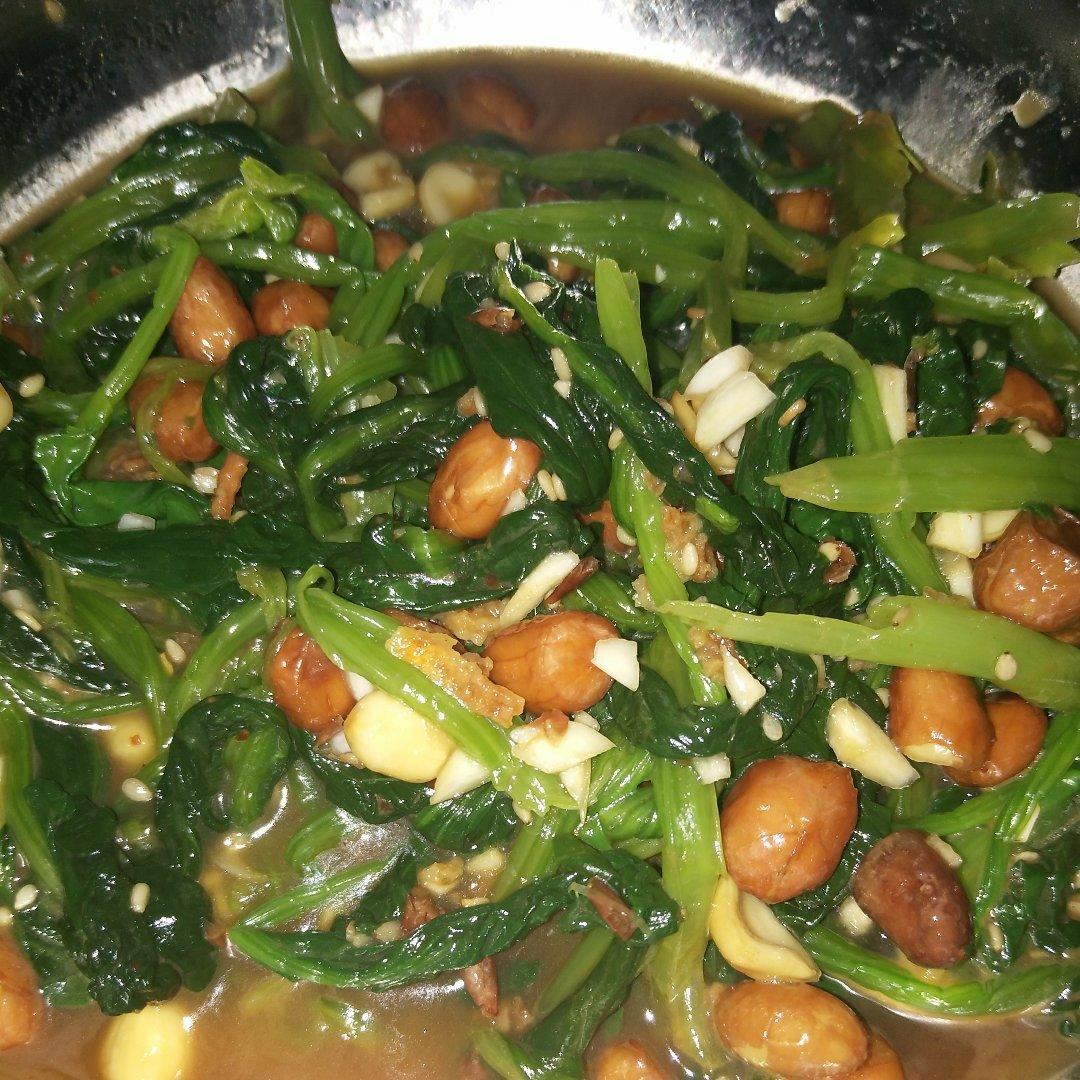 凉拌花生米菠菜
