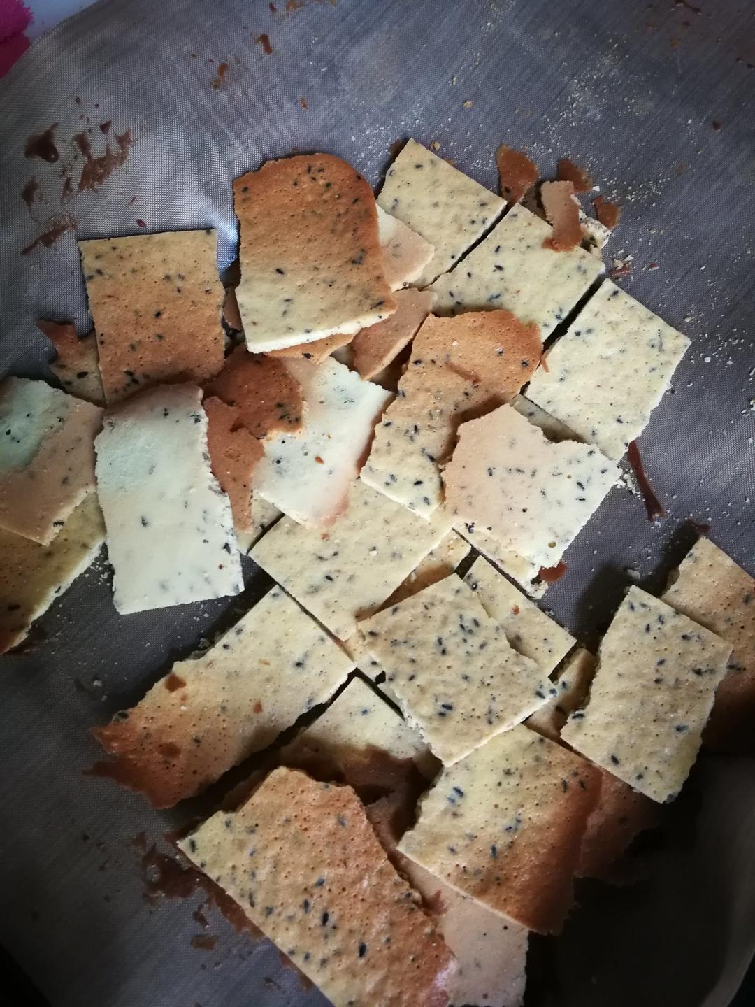 越吃越想吃——黑白芝麻薄脆