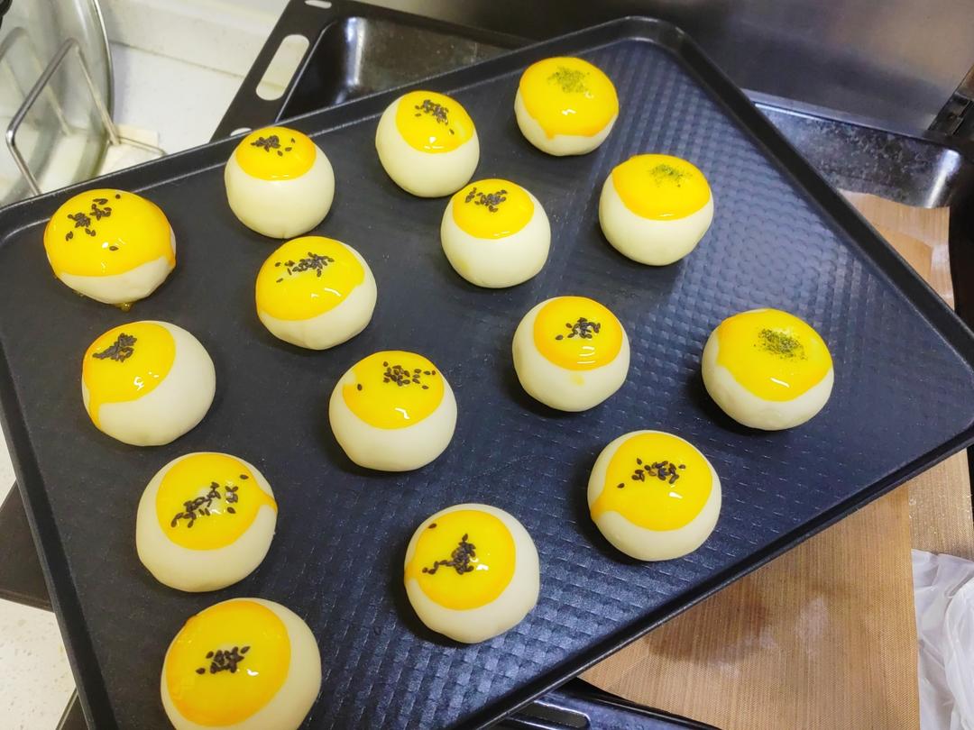 免揉免松弛超快手不破酥不混酥的蛋黄酥—新手一看包会