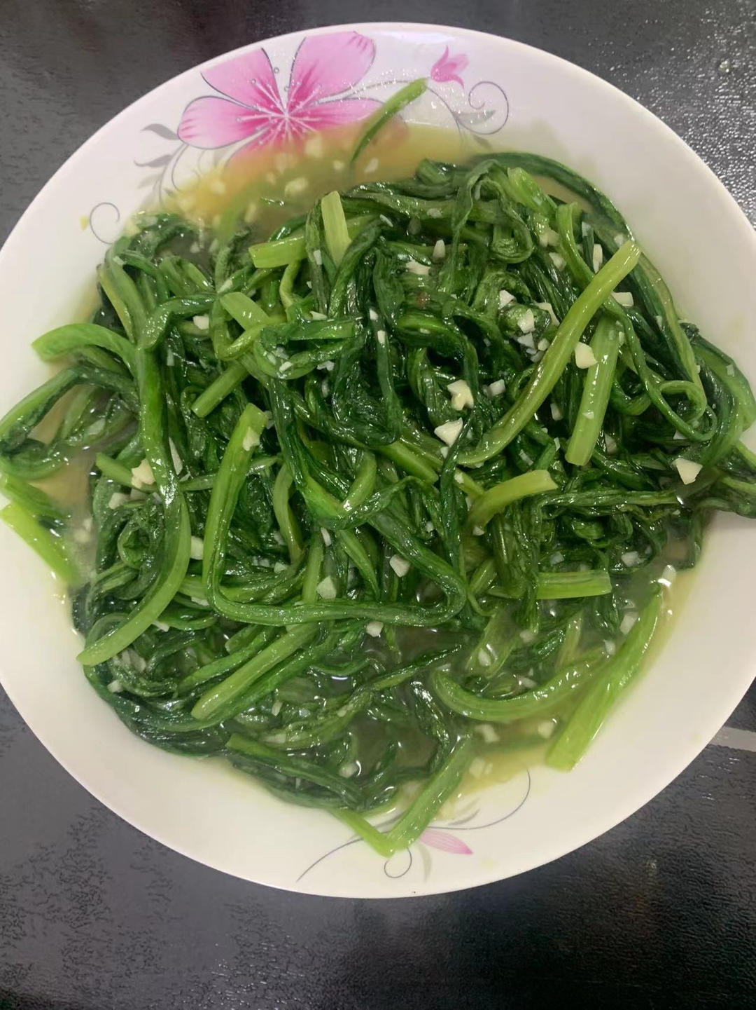 蒜蓉耗油清炒油麦菜，减脂快手菜，宝宝超爱，傻瓜步骤，屡试不爽，好吃且下饭，鲜香爽口！！