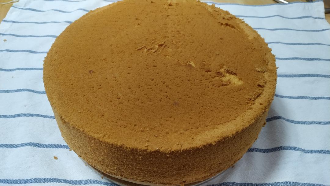 6寸，8寸，10寸戚风蛋糕配方（已更新）