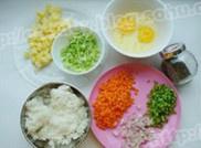 蛋焗香葱土豆饭的做法 步骤1