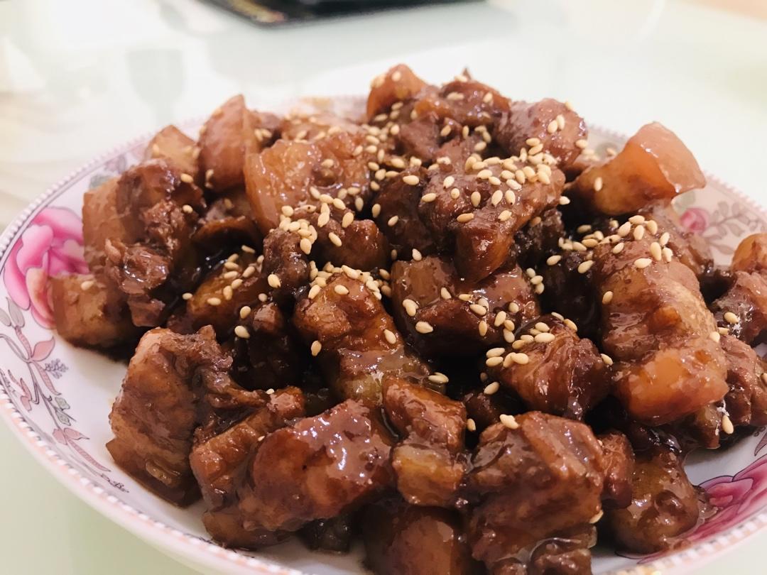 私房红烧肉 垂涎三尺软糯无比