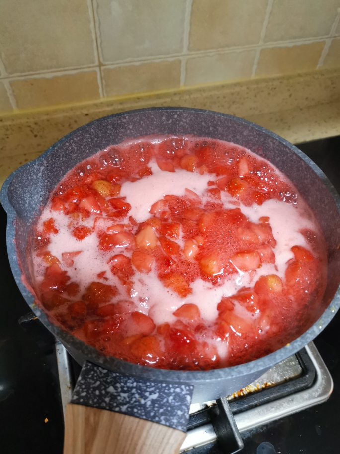 春天味道的草莓酱的做法 步骤5