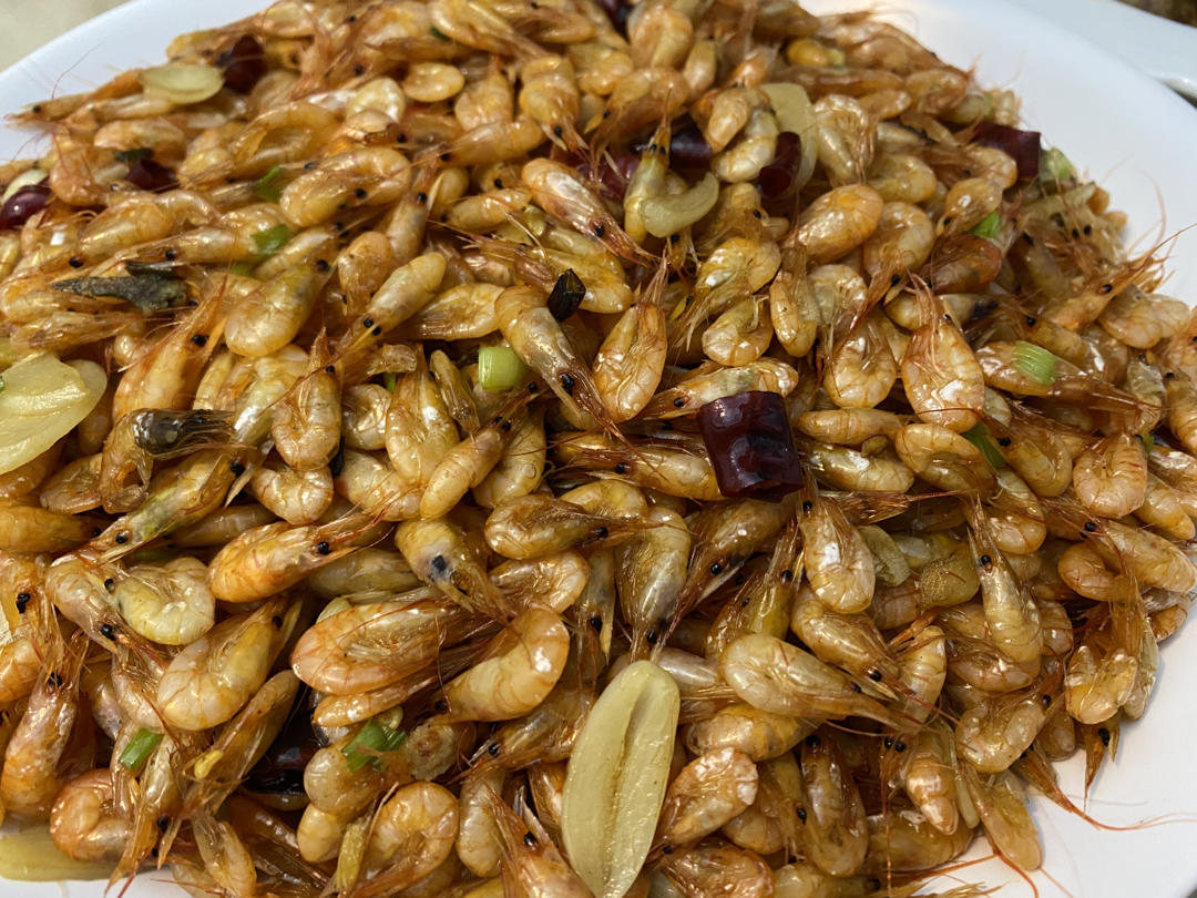 爆炒小河虾