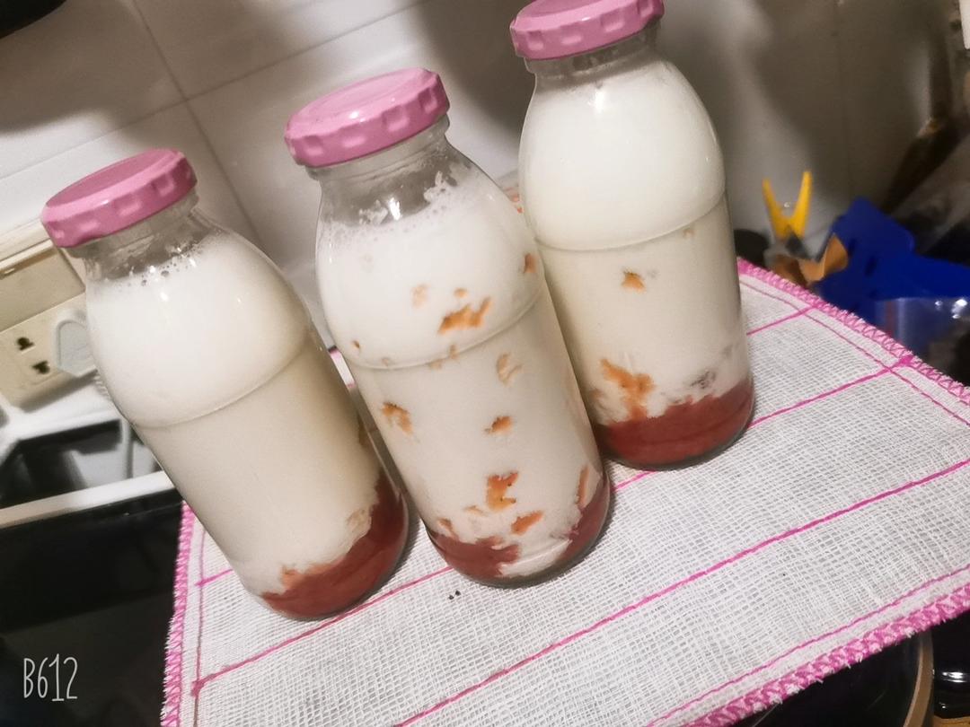 冬天里最暖心的草莓牛乳