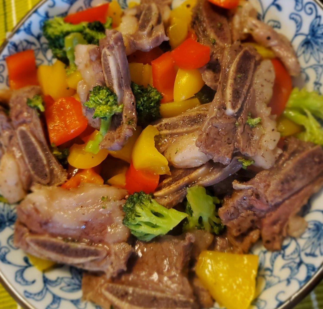 黑椒牛仔骨