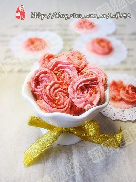 蛋白玫瑰小甜饼的做法