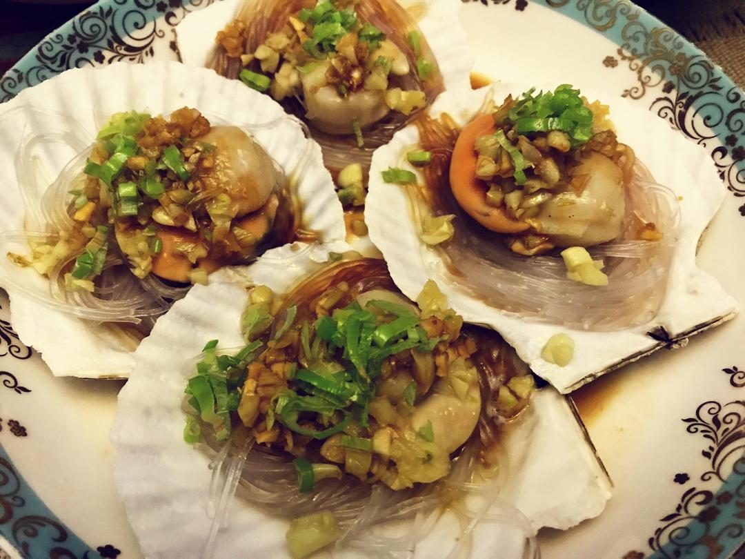 蒜蓉粉丝蒸扇贝