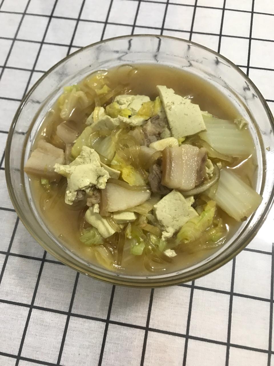 猪肉白菜炖粉条