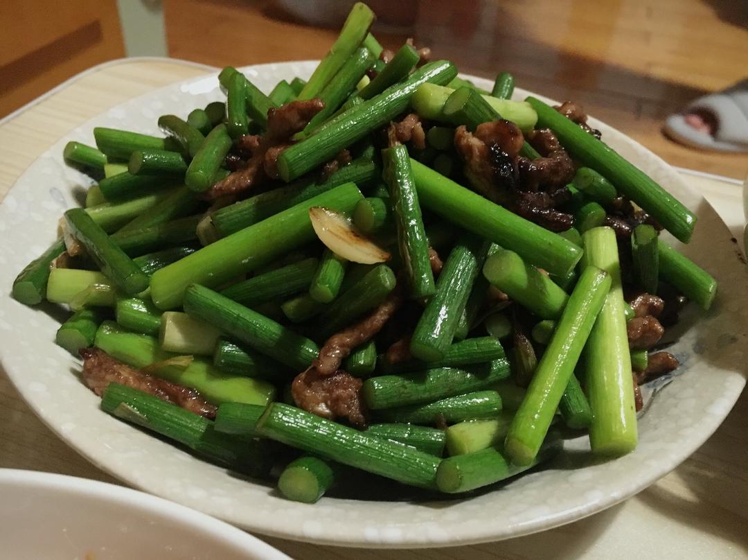 蒜薹炒肉丝