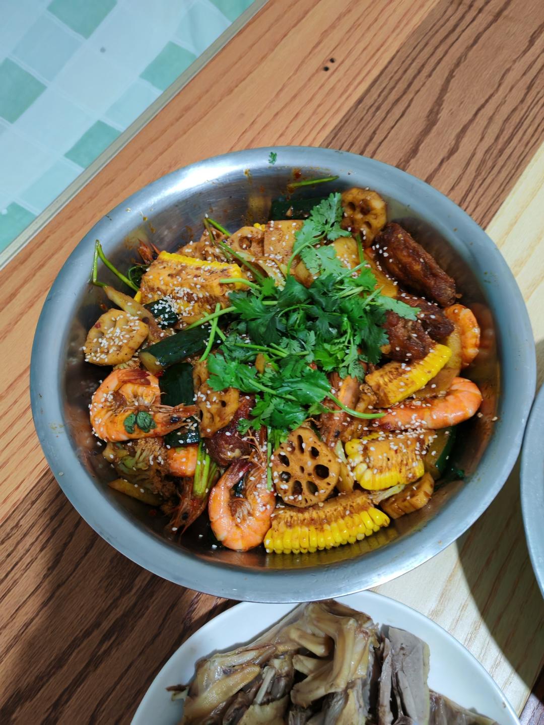 大虾鸡爪煲