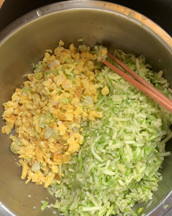 西葫芦鸡蛋馅水饺