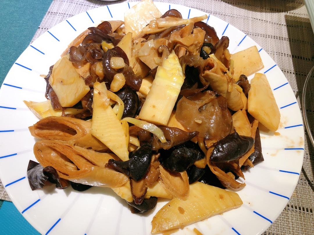 三鲜豆笋