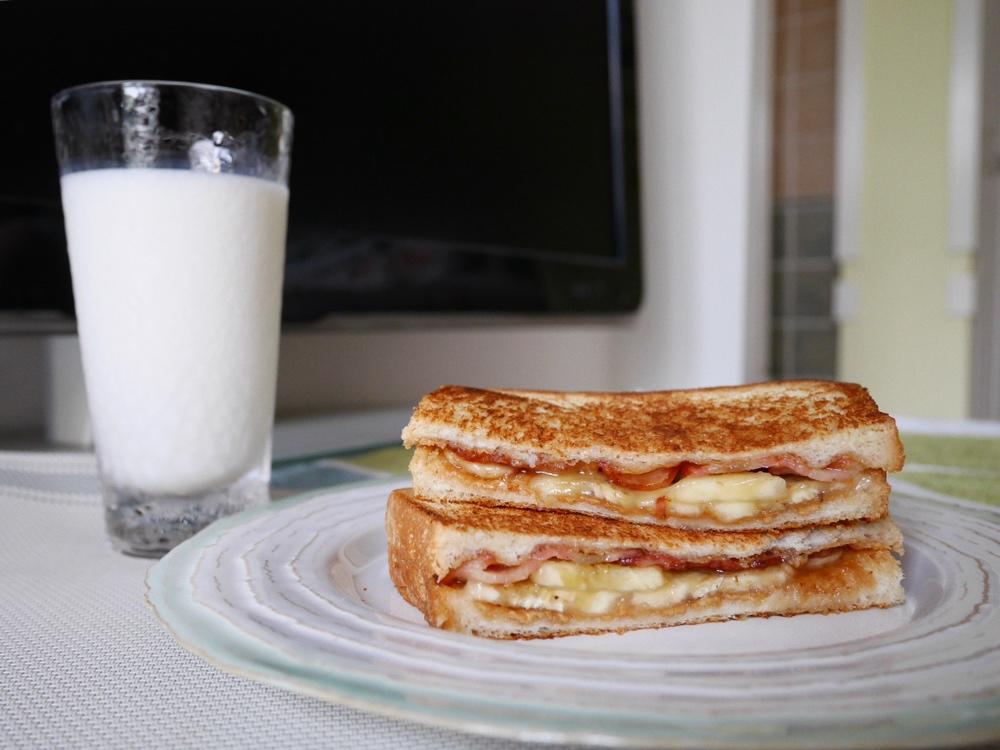 猫王三明治（The Elvis Sandwich）