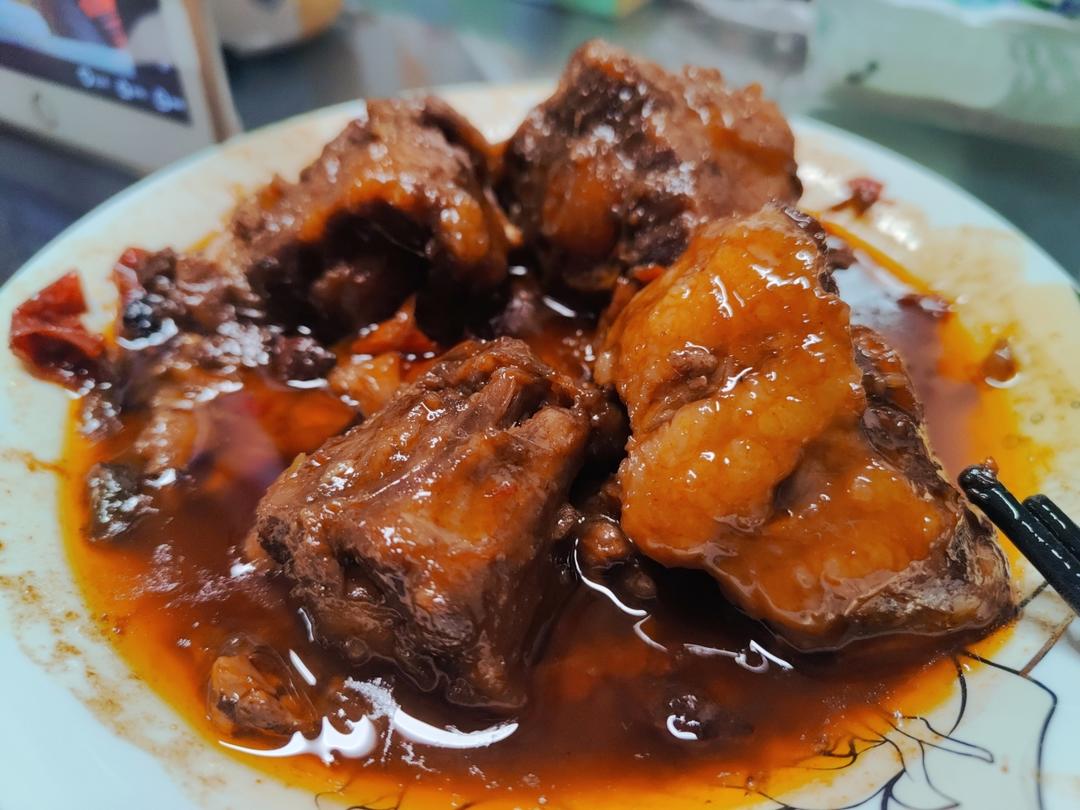 香辣牛尾